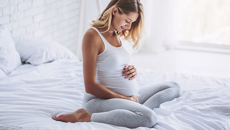 Bà bầu bị chướng bụng đầy hơi có ảnh hưởng đến thai nhi không?