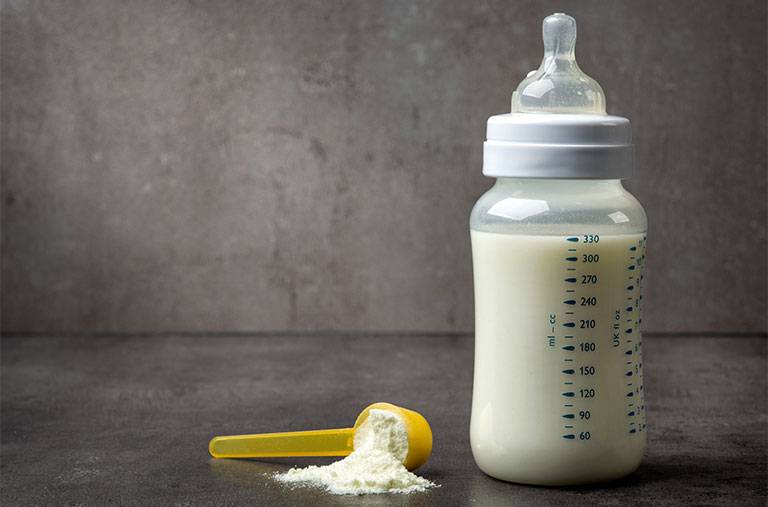 Dị ứng sữa công thức ở trẻ: Dấu hiệu và cách xử lý