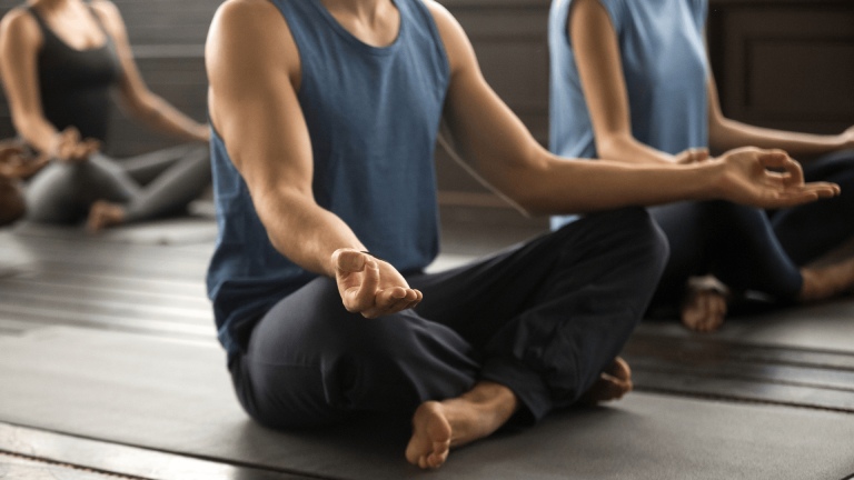 Gợi ý 9 bài tập yoga chữa bệnh trĩ hay và hiệu quả