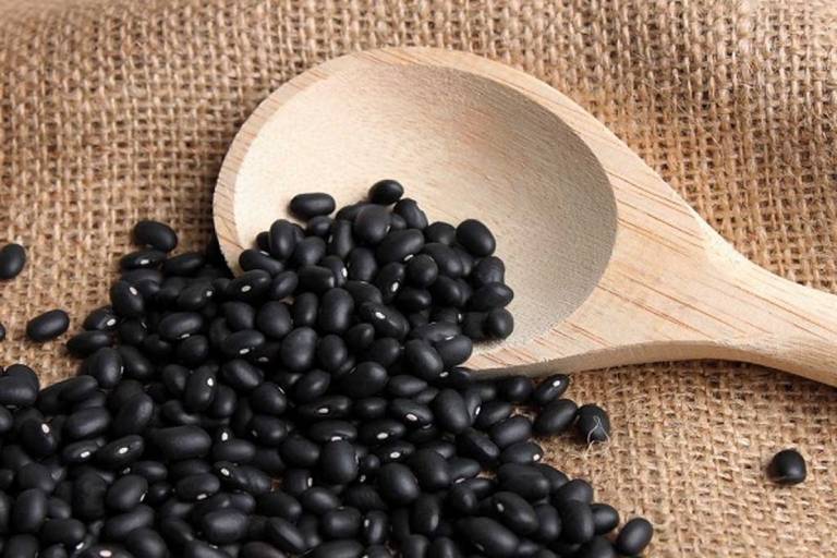Ăn hạt gì tốt cho thận? Hạt đậu đen