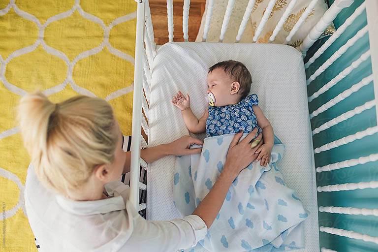 cách để trẻ sơ sinh ngủ ngon cả đêm
