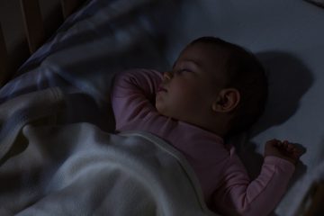 cách để trẻ sơ sinh ngủ ngon cả đêm
