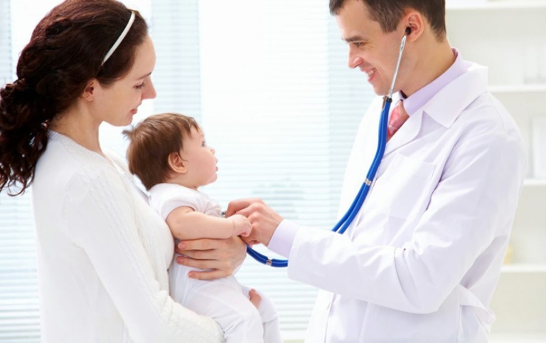 Khi nào đưa trẻ đến gặp bác sĩ?
