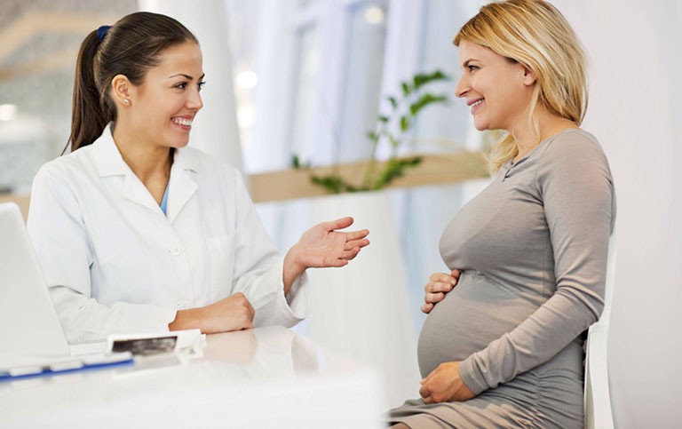 Nên làm gì khi bị viêm âm đạo khi mang thai 3 tháng đầu?