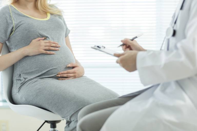 Các phương pháp điều trị u xơ tử cung khi mang thai 