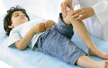 Tràn dịch khớp gối ở trẻ em là gì?