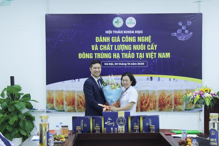 Hội thảo kiểm định chất lượng sản phẩm, đánh giá công nghệ và chất lượng nuôi cấy Đông trùng hạ thảo tại Việt Nam