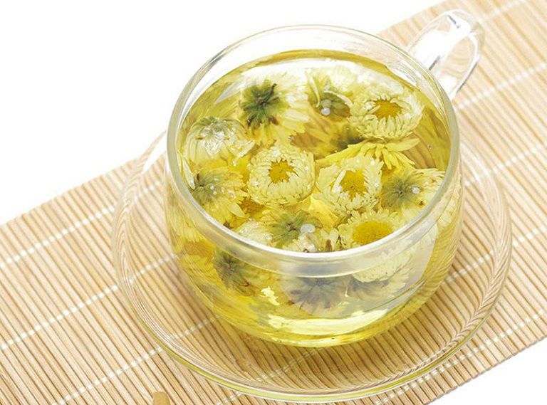 Trà hoa cúc là loại trà thảo mộc được đánh giá là đem lại nhiều lợi ích cho mẹ bầu