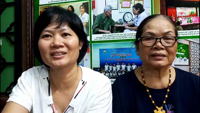 Chị Thanh Vân và mẹ cùng tin dùng Sơ can Bình vị tán để điều trị bệnh dạ dày